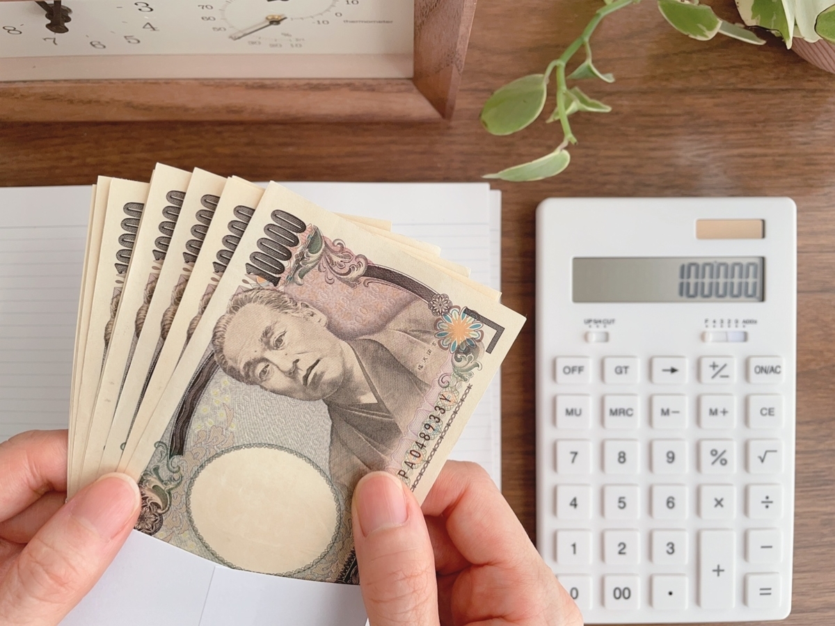 障害者雇用の給与では生活できない理由と解決策